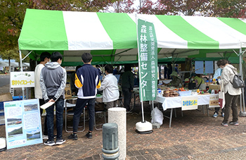 写真:漢字クイズコーナー