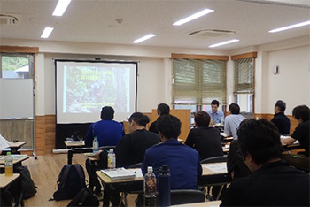 写真:緑の雇用研修の様子2